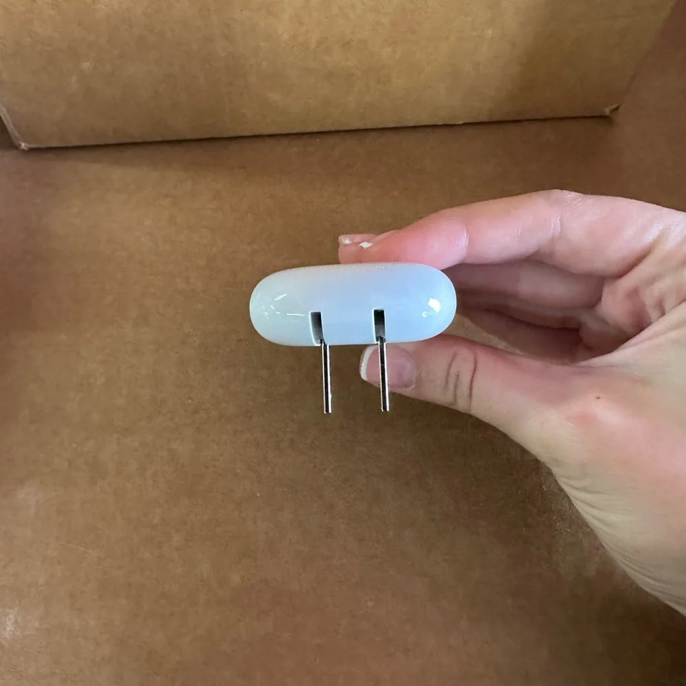 USB-C Adapter with foldable prongs